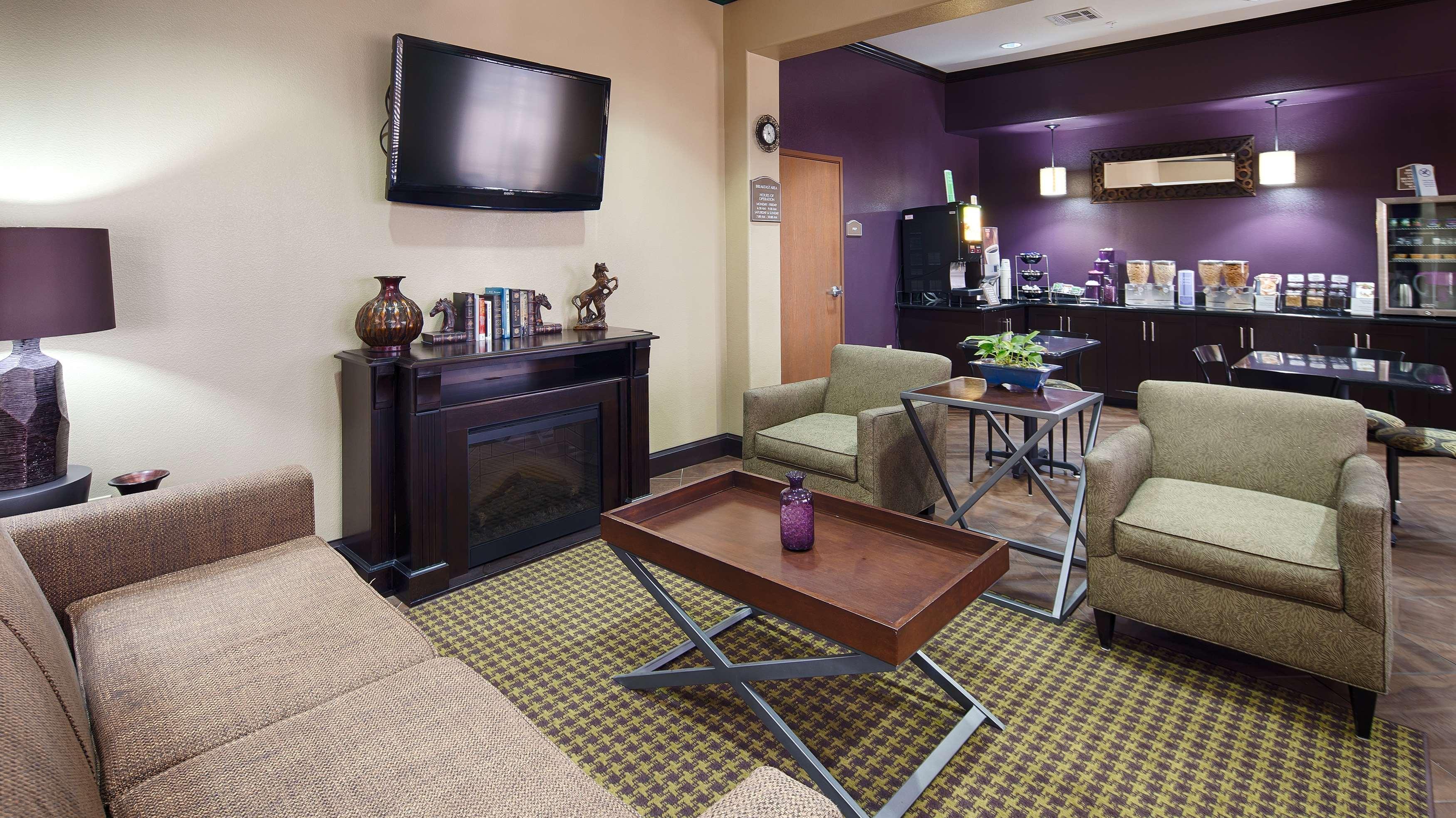Best Western Giddings Inn & Suites Exterior foto