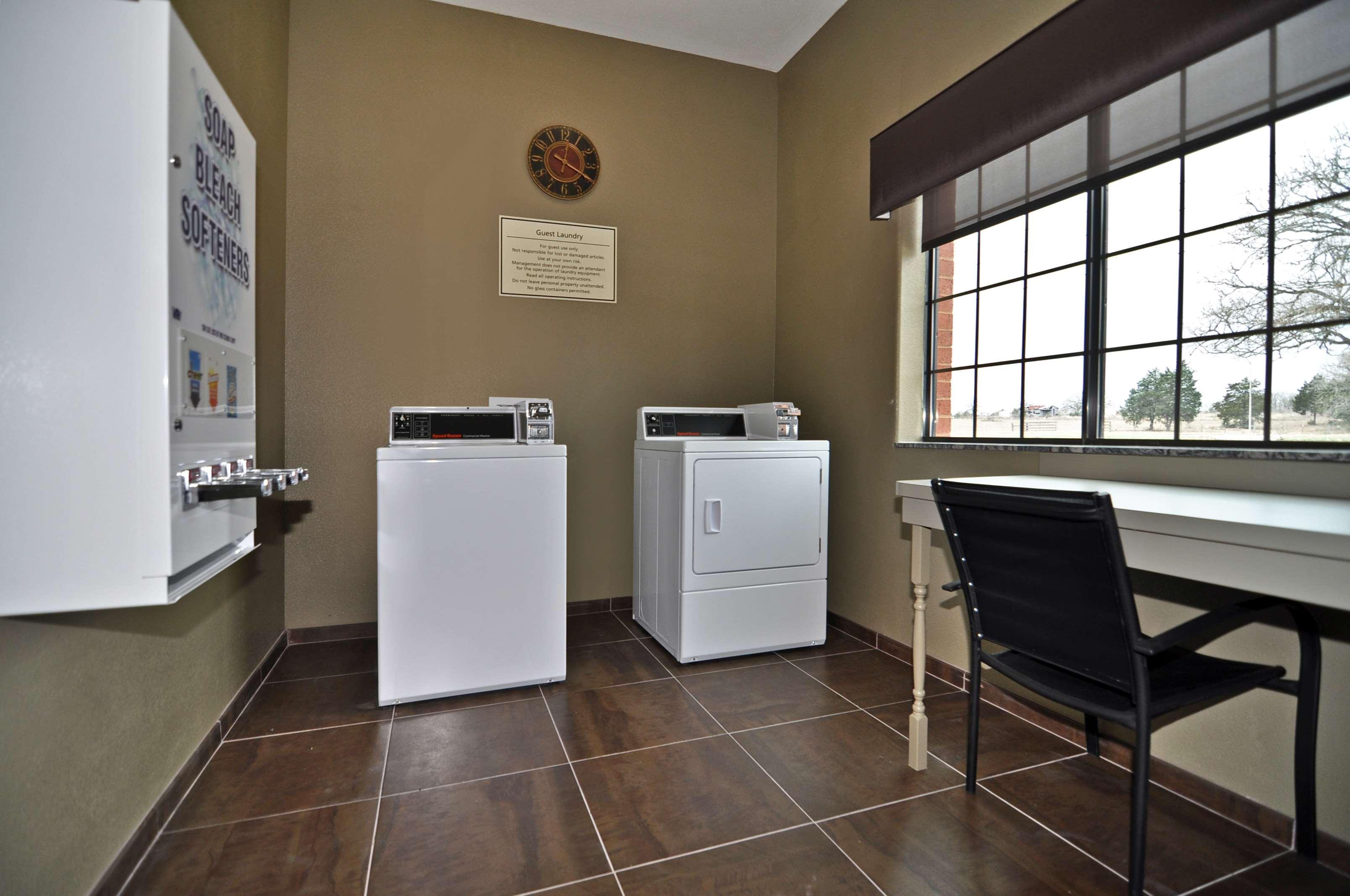 Best Western Giddings Inn & Suites Einrichtungen foto